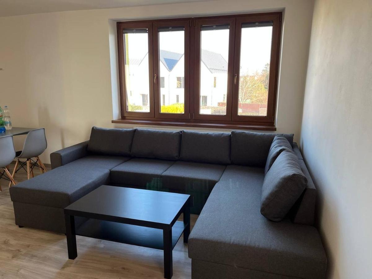 Apartment Golden Prague 78 Vestec  Luaran gambar