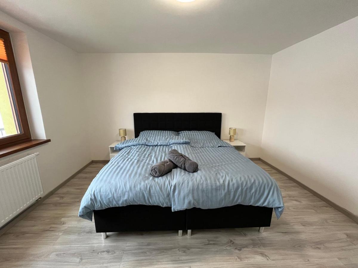 Apartment Golden Prague 78 Vestec  Luaran gambar