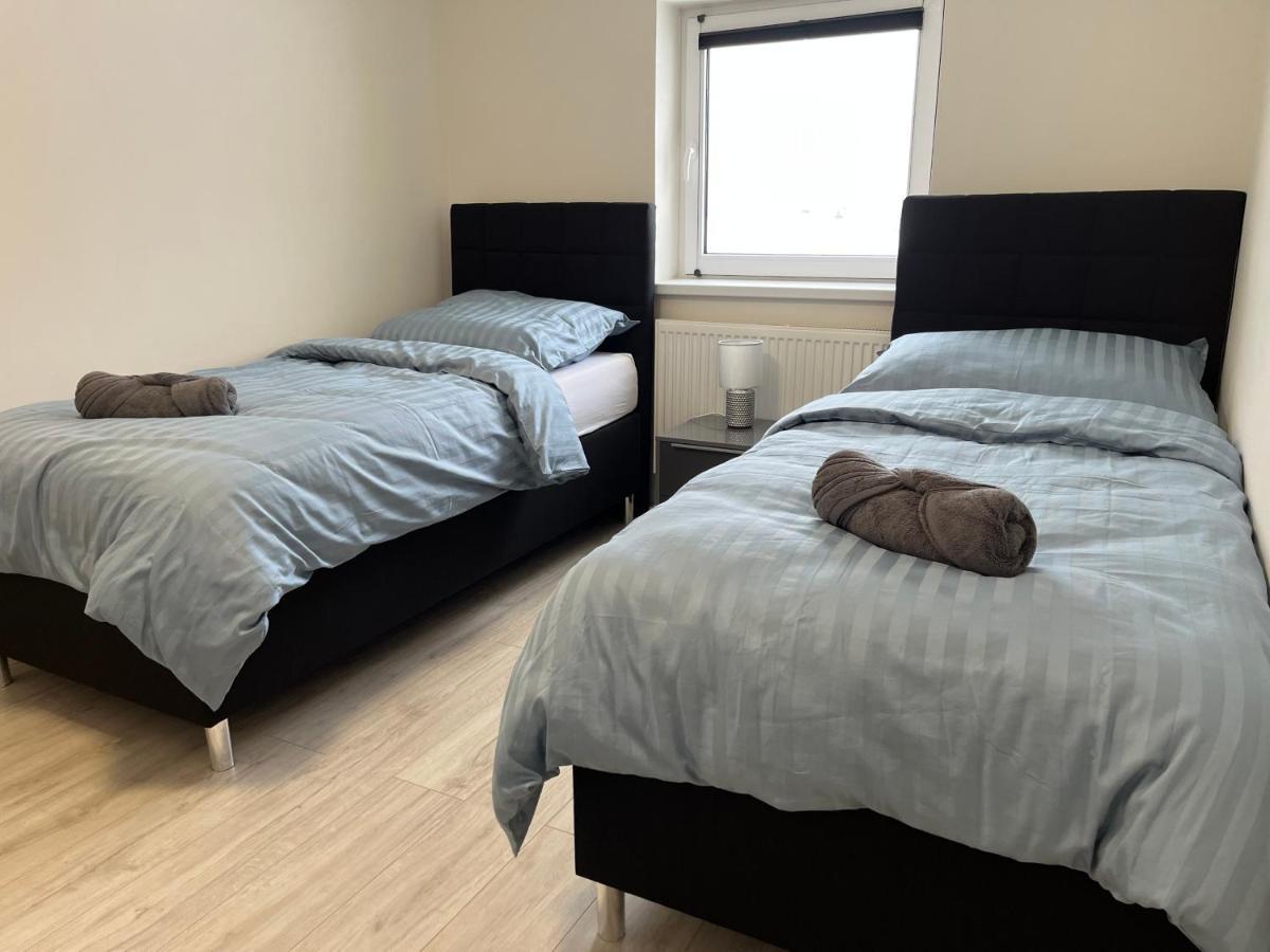 Apartment Golden Prague 78 Vestec  Luaran gambar