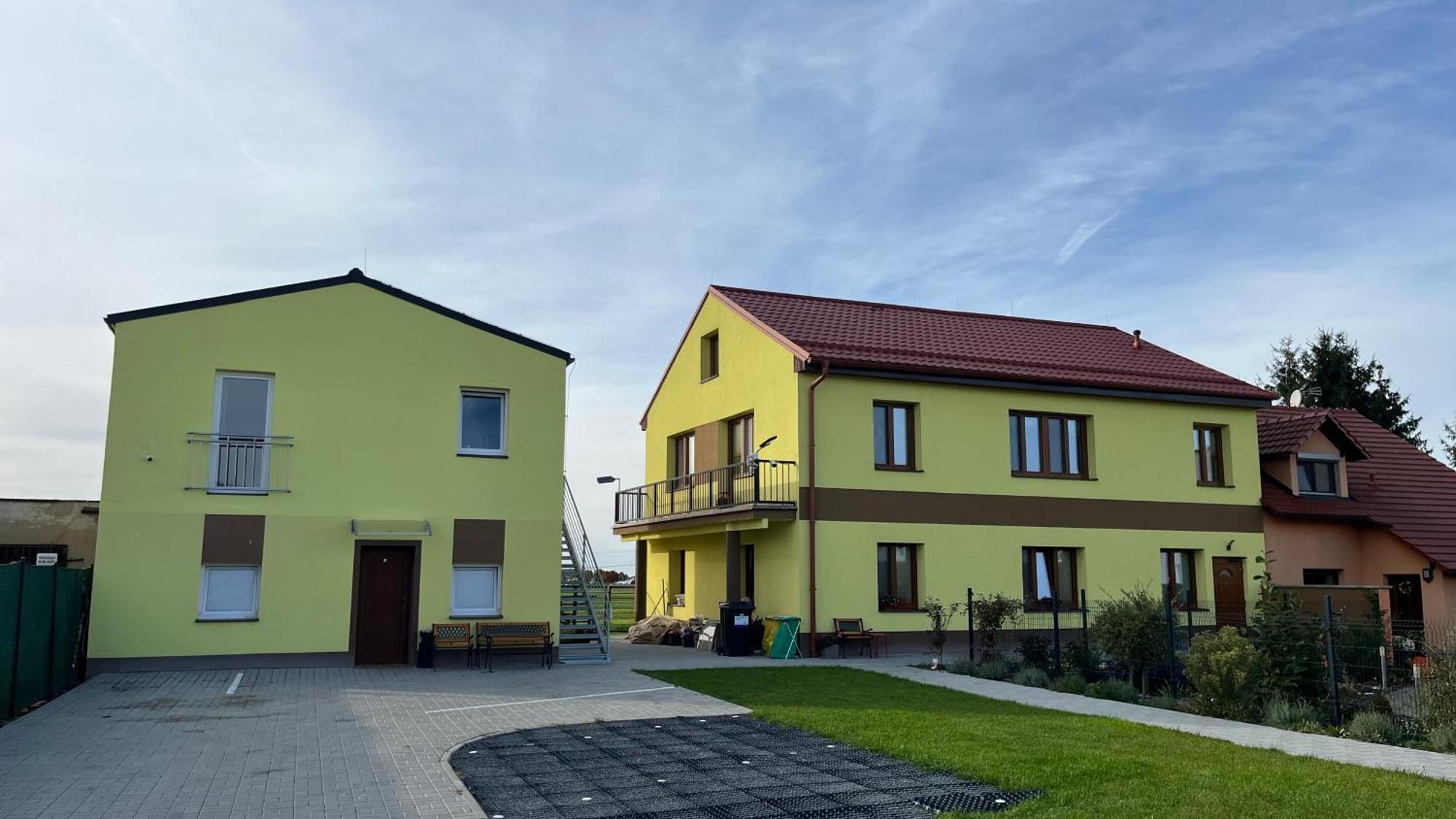 Apartment Golden Prague 78 Vestec  Luaran gambar